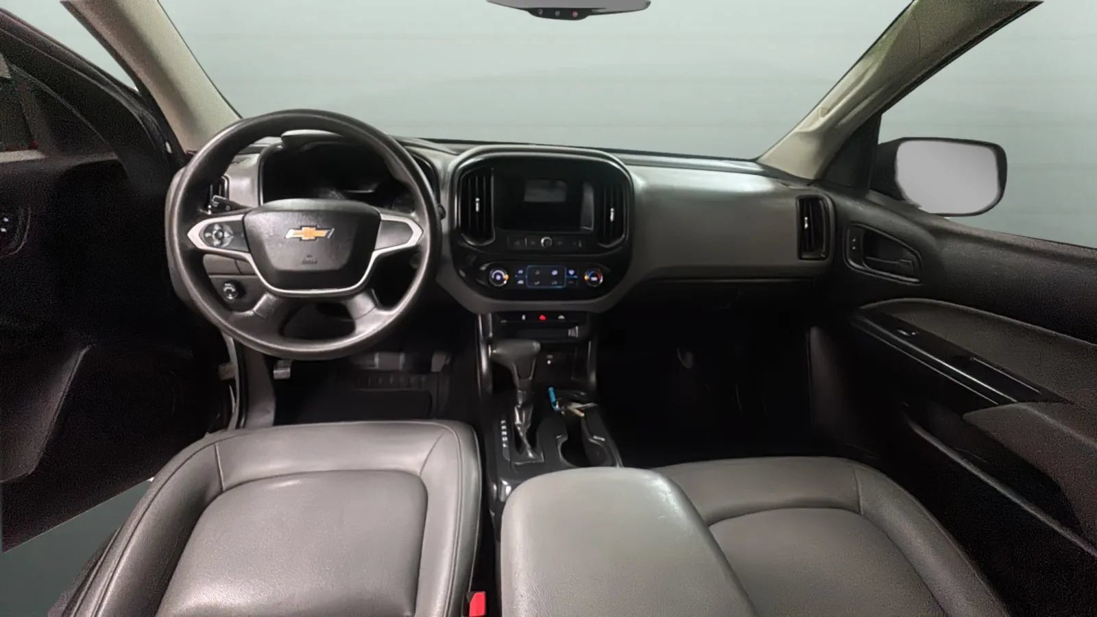 Used 2019 Chevrolet Colorado W/T w/ WT Convenience Package RWD image 9