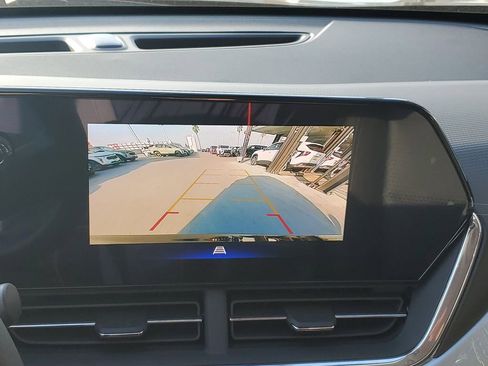 New 2026 Chevrolet Trax LT image 24