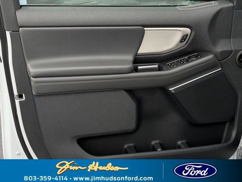 New 2026 Ford Expedition Max Active image 21