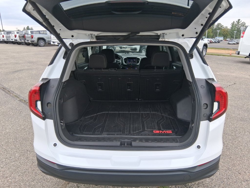Used 2022 GMC Terrain SLE w/ Driver Convenience Package AWD/4WD image 21