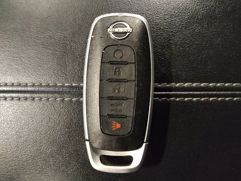 Used 2025 Nissan Sentra SV w/ All-Weather Package FWD image 32