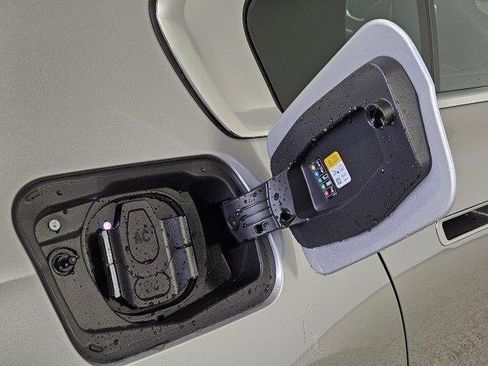 New 2024 BMW i7 eDrive50 image 7