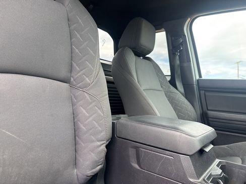 Used 2024 Toyota Tacoma SR RWD image 28