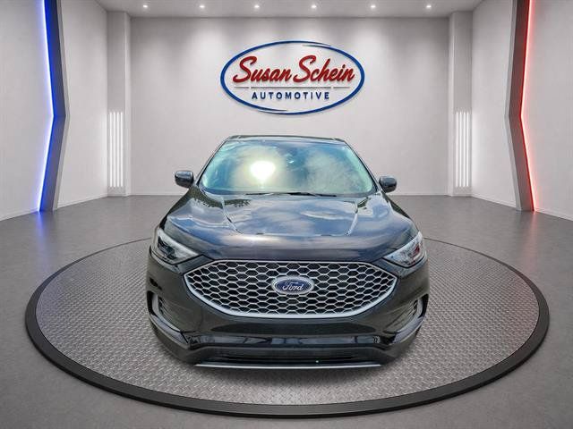 Used 2023 Ford Edge SEL AWD/4WD image 2