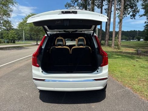 Used 2024 Volvo XC90 B6 Ultimate w/ Lounge Package AWD/4WD image 18