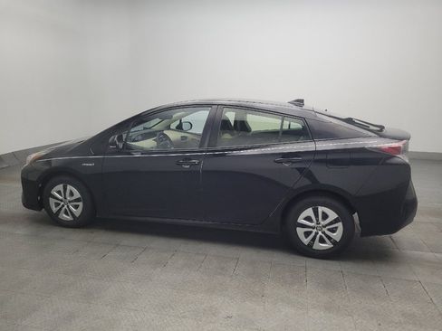 Used 2016 Toyota Prius Four FWD image 3