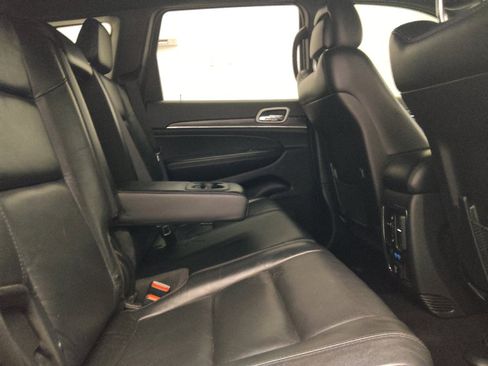 Used 2021 Jeep Grand Cherokee Limited w/ Premium Lighting Group AWD/4WD image 19