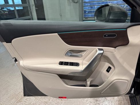 Used 2022 Mercedes-Benz A 220 4MATIC image 17