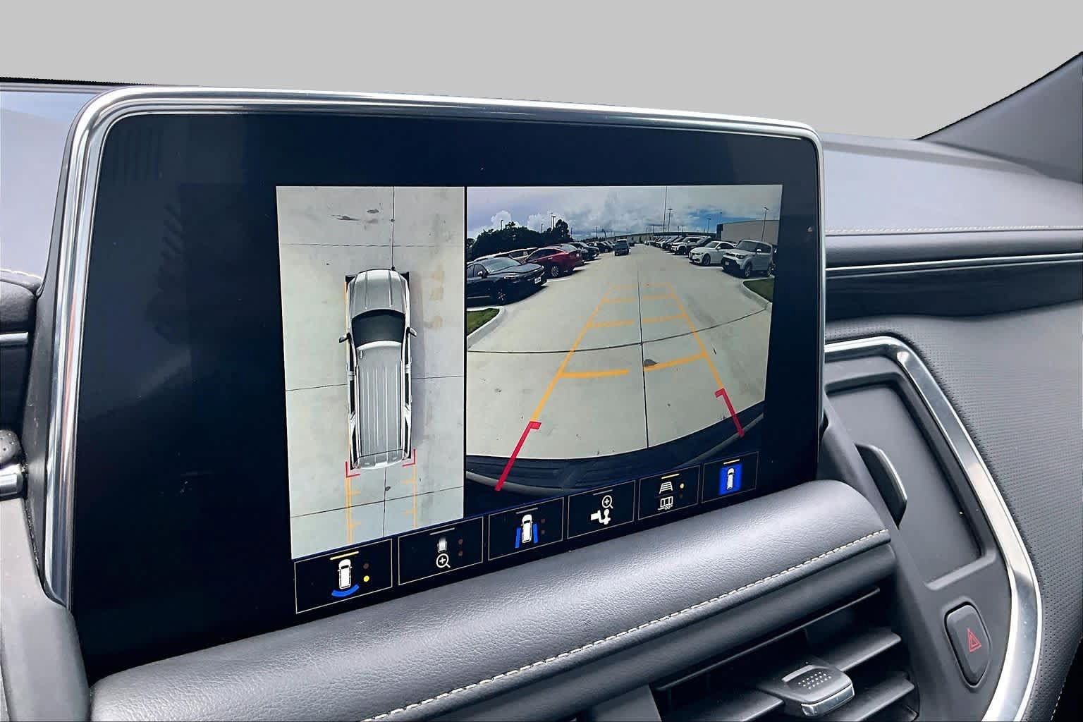 Used 2022 GMC Yukon SLT w/ SLT Premium Package RWD image 26