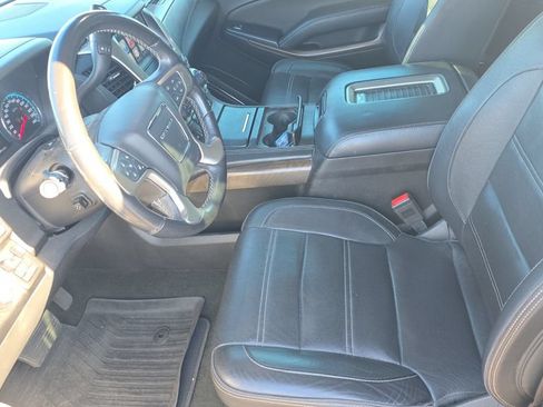 Used 2018 GMC Yukon Denali w/ Denali Ultimate Package AWD/4WD image 15