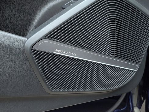 Used 2022 Audi Q5 2.0T Premium Plus w/ Premium Plus Package image 14