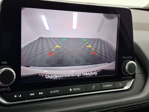 Used 2023 Nissan Rogue SV AWD/4WD image 7