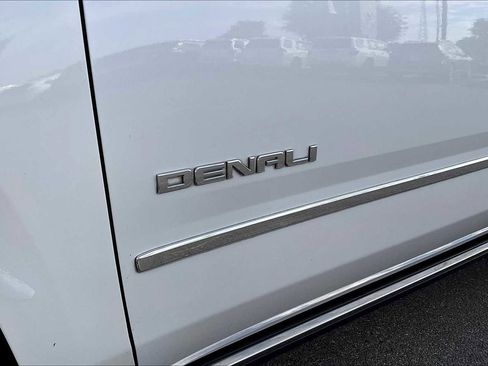 Used 2016 GMC Yukon Denali w/ Open Road Package image 10