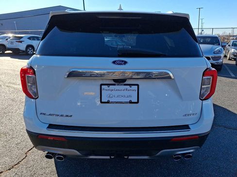 Used 2021 Ford Explorer Platinum w/ Equipment Group 601A image 5