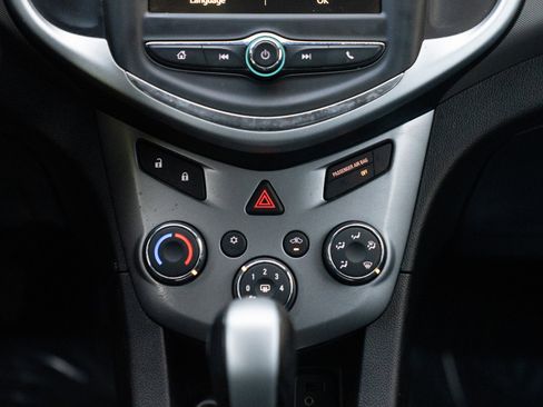 Used 2019 Chevrolet Sonic LT image 29