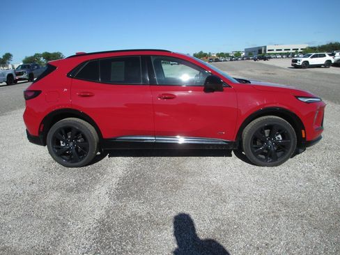 New 2025 Buick Envision Sport Touring image 3