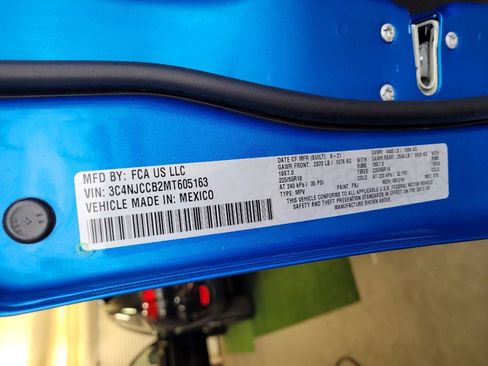 Used 2021 Jeep Compass Limited image 33