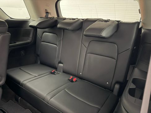 New 2026 Nissan Pathfinder SL w/ SL Premium Package image 17