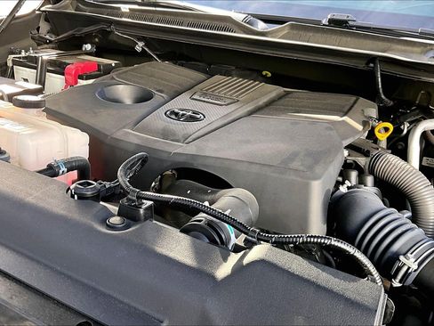 Used 2023 Toyota Tundra 1794 Edition image 30