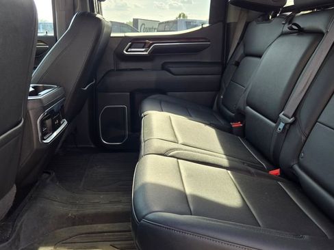 Used 2022 GMC Sierra 1500 Elevation w/ Elevation Premium Package image 27