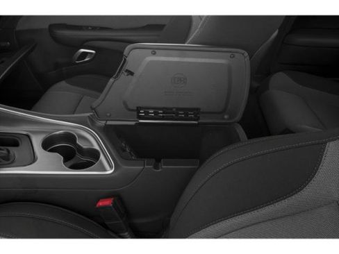Used 2015 Dodge Challenger SXT w/ Super Sport Group (SS/T) RWD image 36