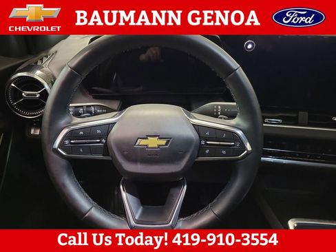 Used 2025 Chevrolet Equinox LT FWD image 14