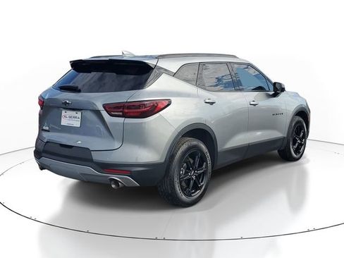 Certified 2023 Chevrolet Blazer LT w/ Convenience Package image 4