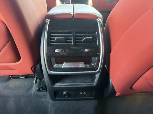 Used 2023 BMW XM AWD/4WD image 23