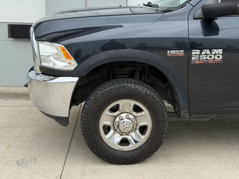 Used 2018 RAM 2500 Tradesman w/ Chrome Appearance Group AWD/4WD image 28
