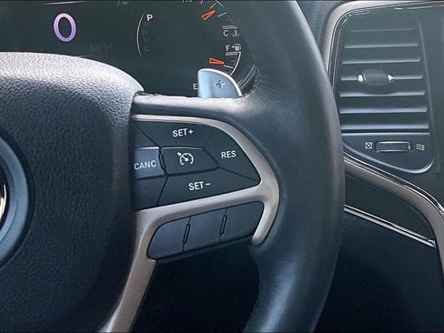 Used 2015 Jeep Grand Cherokee Limited RWD image 28