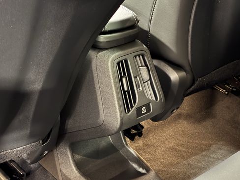 New 2027 BMW X1 xDrive28i AWD/4WD image 30