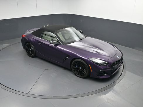 Used 2023 BMW Z4 M40i w/ Premium Package image 41