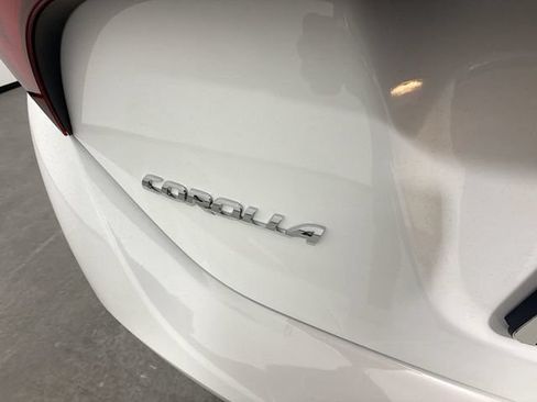 Certified 2019 Toyota Corolla SE w/ Carpet Mat Package (TMS) FWD image 33