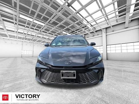 Used 2025 Toyota Camry SE w/ Convenience Package AWD/4WD image 10