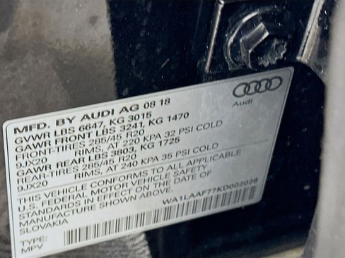 Used 2019 Audi Q7 3.0T Premium Plus w/ Premium Plus Package AWD/4WD image 12