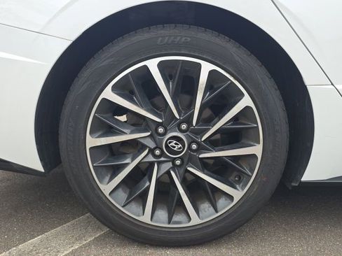 Used 2022 Hyundai Sonata Limited image 6