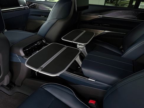 Used 2025 Cadillac Escalade IQ Sport 2 image 43