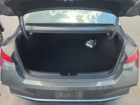 Used 2025 Hyundai Elantra Sport w/ Cargo Package FWD image 9