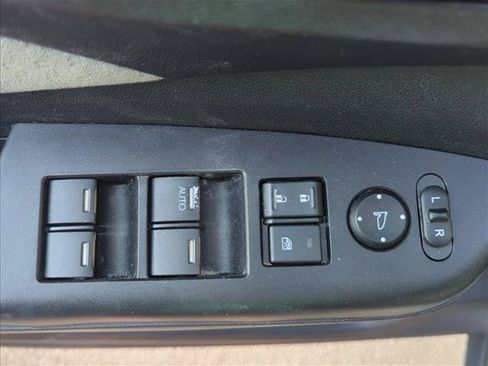Used 2015 Honda CR-V EX image 10