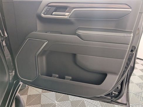 Certified 2024 GMC Sierra 1500 SLT image 33