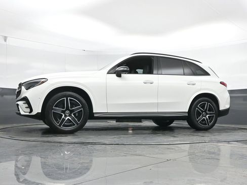 Used 2023 Mercedes-Benz GLC 300 image 42