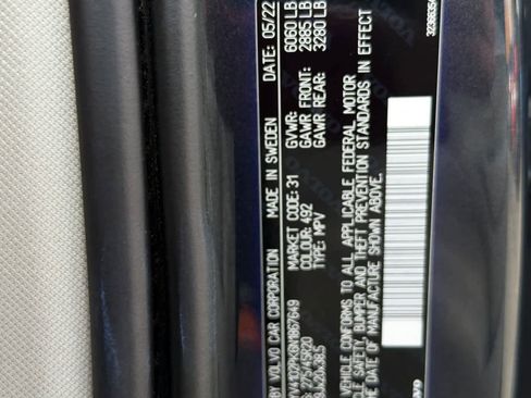 Used 2022 Volvo XC90 T5 Momentum w/ Protection Package image 31