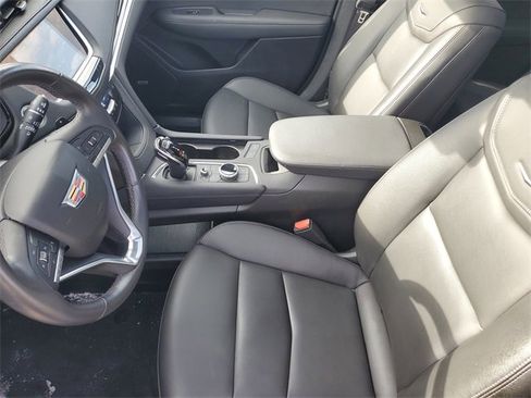 Certified 2024 Cadillac XT6 Luxury w/ LPO, Floor Liner Package image 24