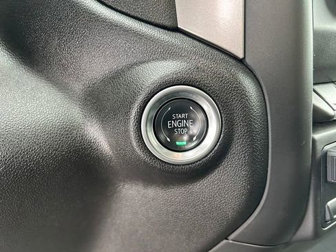 Used 2025 Chevrolet Silverado 2500 Custom w/ Custom Value Package image 24