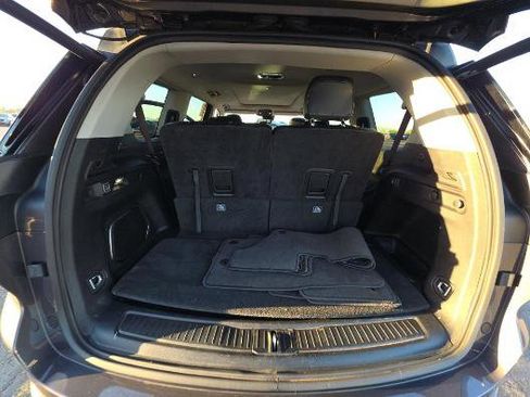 Used 2023 Jeep Grand Cherokee L Limited w/ Black Appearance Package image 14