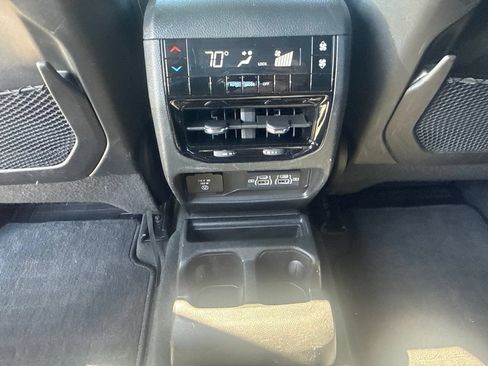 Used 2024 Jeep Grand Cherokee L Laredo AWD/4WD image 23