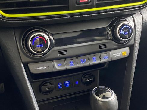 Used 2019 Hyundai Kona Ultimate image 29