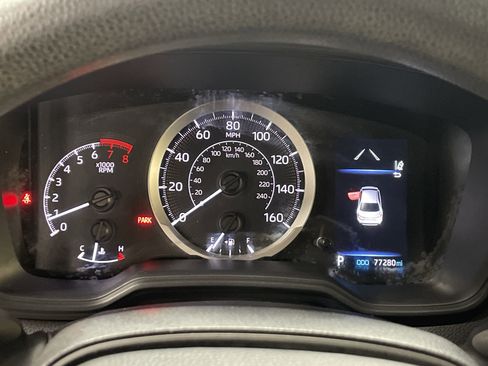 Used 2021 Toyota Corolla LE image 21