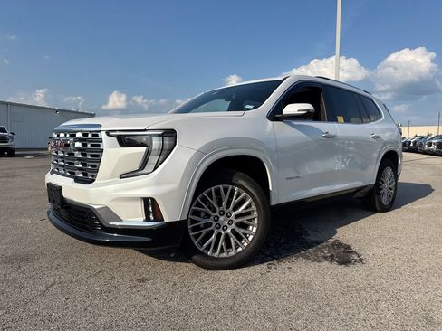 Used 2025 GMC Acadia Denali FWD image 1