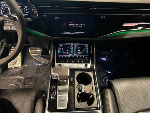 Used 2024 Audi RS Q8 4.0 TFSI QUATTRO image 16